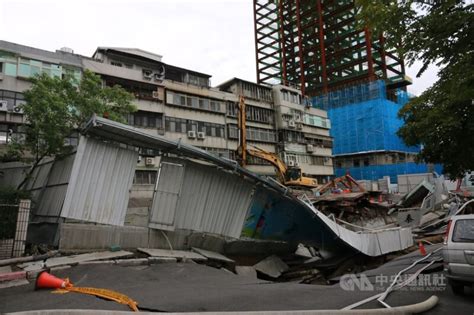 大直房屋嚴重傾斜|北市大直6棟民宅傾斜下陷「看不見1樓」 李四川急衝。